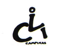 Logomarca do CVI Campinas: as de CVI letras formam uma pessoa sentada em cadeira de rodas.